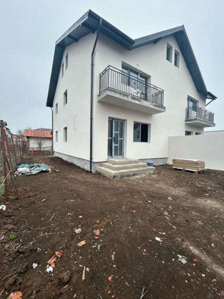 Vila Duplex/Bragadiru-Crisul Repede/Dormitor la parter id nr 57