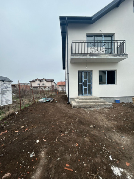Vila Duplex/Bragadiru-Crisul Repede/Dormitor la parter id nr 57