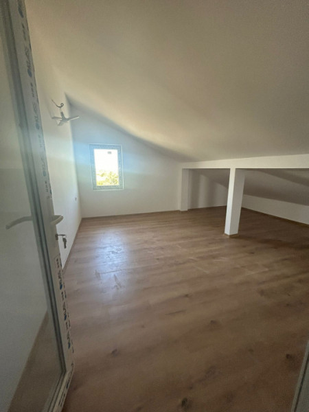 Vila Duplex/Bragadiru-Crisul Repede/Dormitor la parter id nr 57