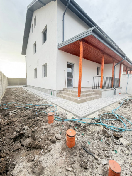 Vila Duplex/Bragadiru-Crisul Repede/Dormitor la parter id nr 57