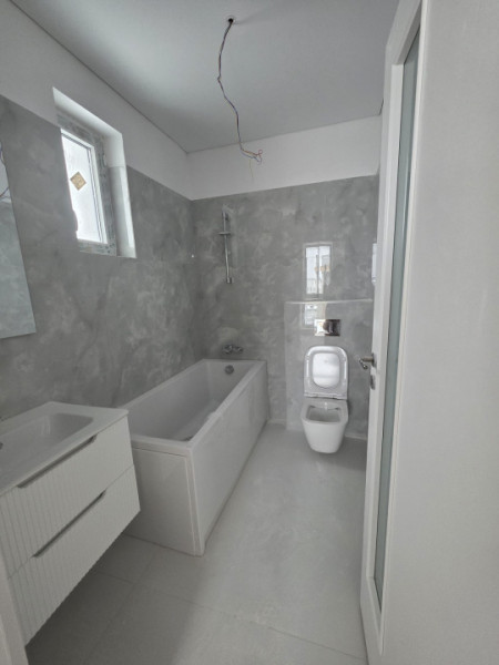  Apartament 3 camere cu gradina proprie 49mp