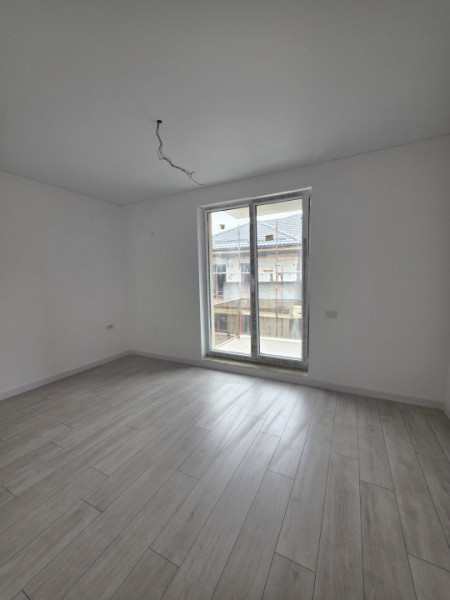  Apartament 3 camere cu gradina proprie 49mp