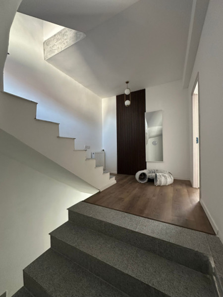 Ansamblu Privat/Case mobilata P+1+M/Toate Utilitatile id nr 41