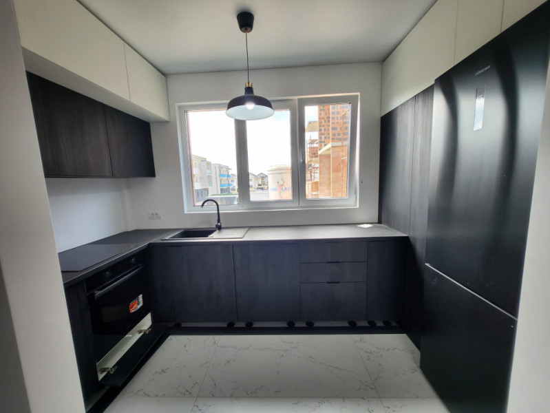 Apartament 3 camere 2 bai bucatarie mobilata/Bragadiru strada Crisul Repede