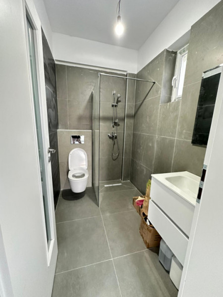 Apartament 3 camere 2 bai bucatarie mobilata/Bragadiru strada Crisul Repede