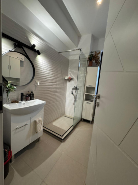 Inchiriere Garsoniera cu Gradina/Strada Ghindari sect 6