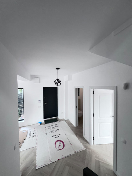 Vila Individuala 4 camere /Domnesti teren 400mp