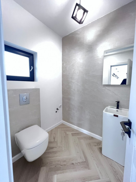 Vila Individuala 4 camere /Domnesti teren 400mp