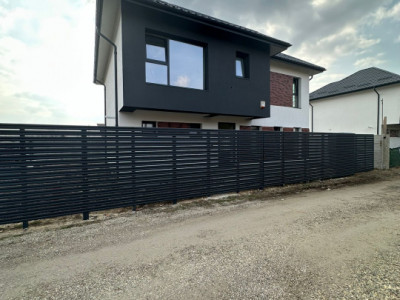 Vila Individuala 4 camere /Domnesti teren 400mp