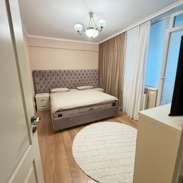 Vanzare Apartament 3 camere 2 bai /Mobilat si Utilat