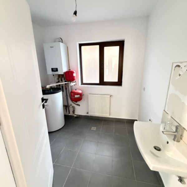 Vanzare Vila Individuala /Bragadiru str Mracineni/teren 500mp