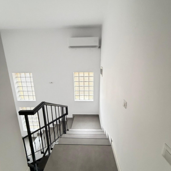 Vanzare Vila Individuala /Bragadiru str Mracineni/teren 500mp