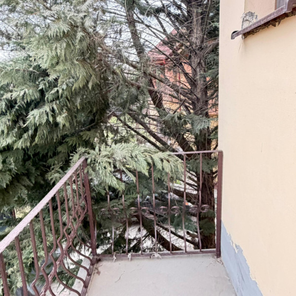 Vanzare Vila Individuala /Bragadiru str Mracineni/teren 500mp