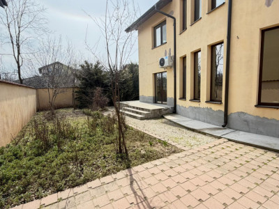 Vanzare Vila Individuala /Bragadiru str Mracineni/teren 500mp