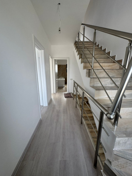 Vila Duplex de vanzare/Cornetu P+1+M /Mansarda Finisata