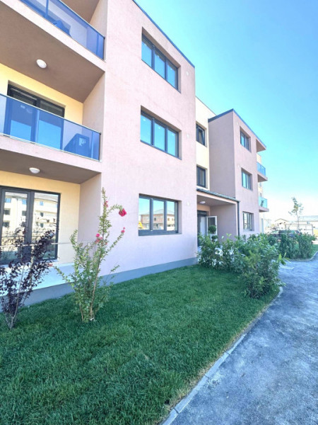 Promotie Apartament 3 camere cu bucatarie inclusa si loc de parcare