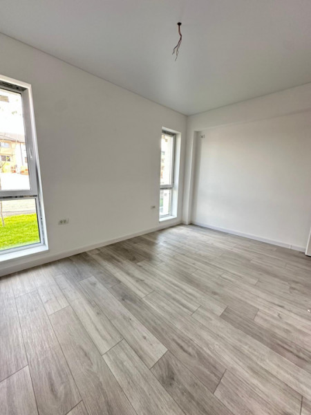 Promotie Apartament 3 camere cu bucatarie inclusa si loc de parcare