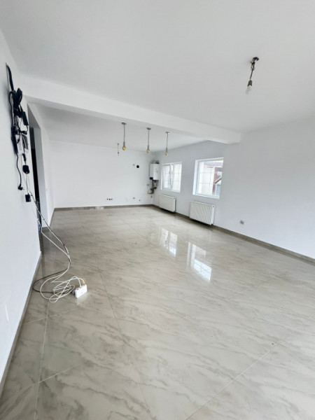 Vila de Vanzare Bragadiru str Libertatii/P+1+M