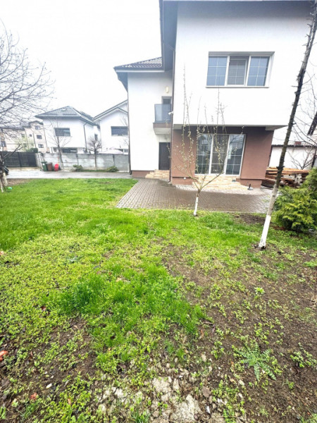 Vila de Vanzare Bragadiru str Libertatii/P+1+M