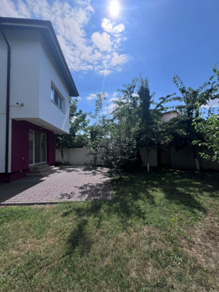 Vila de Vanzare Bragadiru str Libertatii/P+1+M