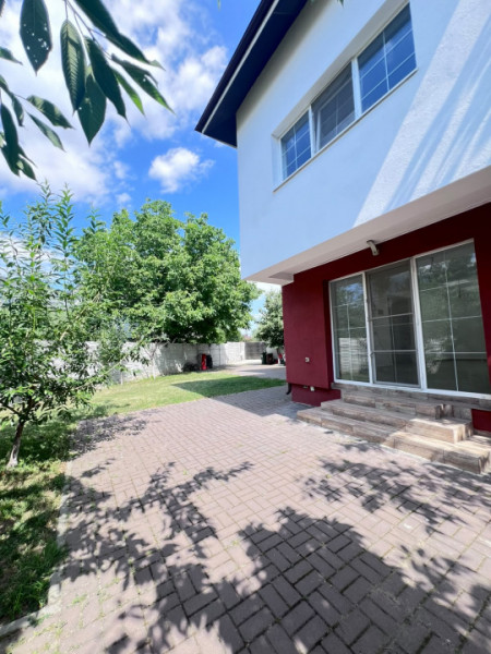 Vila de Vanzare Bragadiru str Libertatii/P+1+M