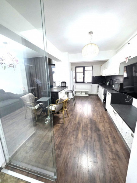 Apartament 3 camere 2 bai/Cartierul Latin etaj 1