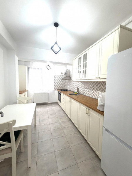 Apartament 3 camere 2 bai/Cartierul Latin etaj 4