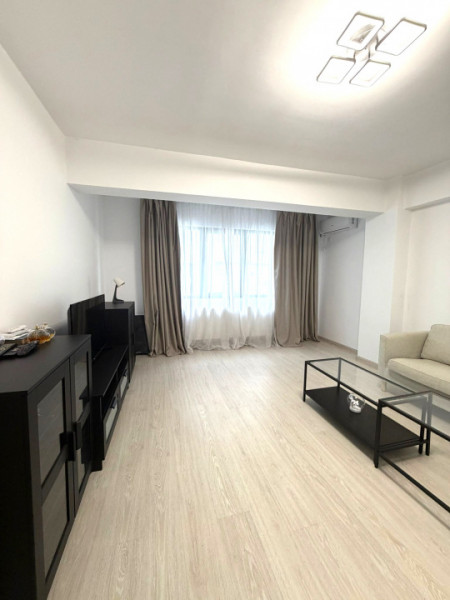 Apartament 3 camere 2 bai/Cartierul Latin etaj 4