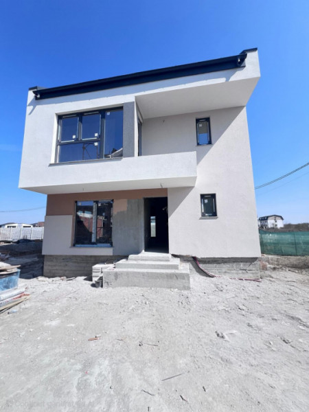 Casa/Vila Bragadiru strada Celofibrei P+1+M