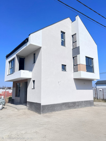 Casa/Vila Bragadiru strada Celofibrei P+1+M