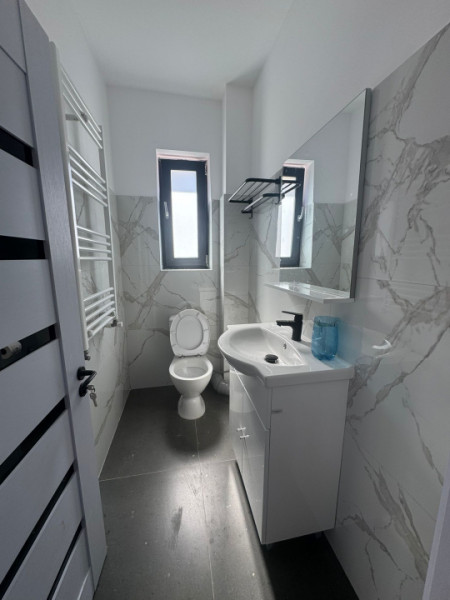 Spatiu Comercial de Inchiriat /Strada Safirului