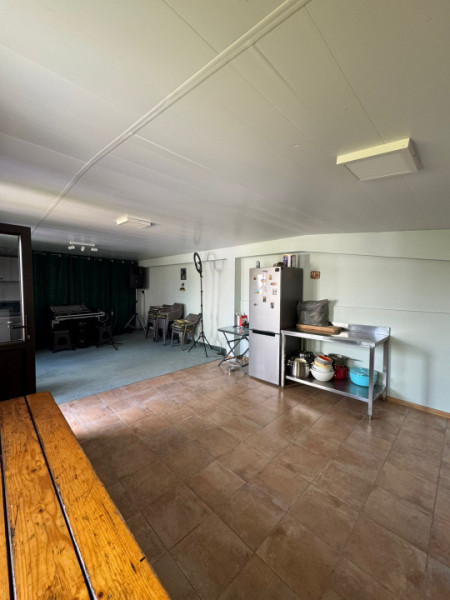 Vila Superba pentru 2 familii /9 Camere /Curte 721