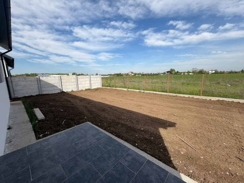 Casa/Vila Individuala 4 camere/Teren 400mp Domnesti ilfov