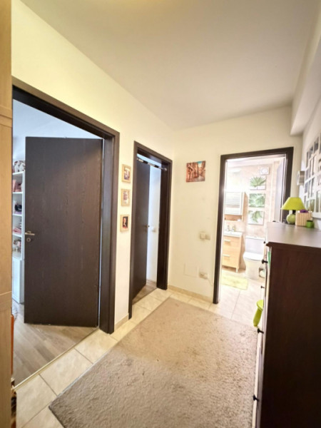 Apartament 4 camere si curte 80 mp/Bragadiru strada Smaraldului