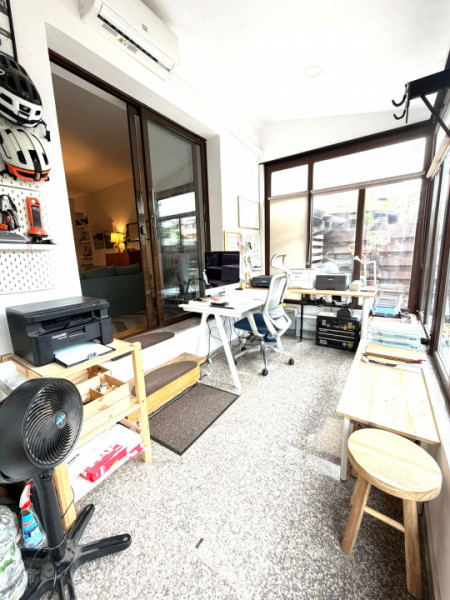 Apartament 4 camere si curte 80 mp/Bragadiru strada Smaraldului