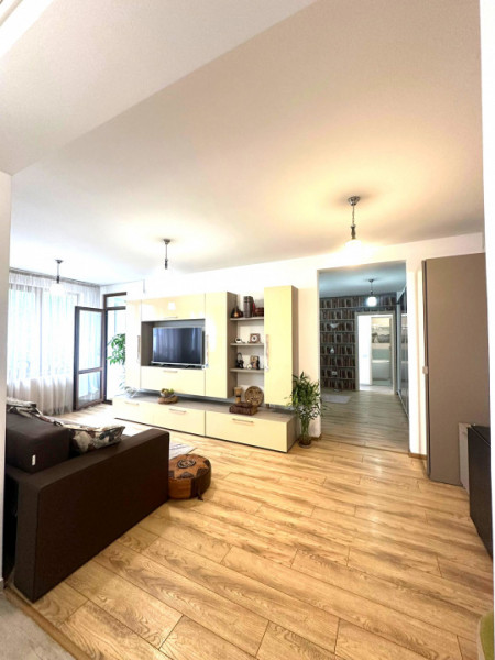 Apartament 3 camere 2 bai/Mobilat si Utilat 