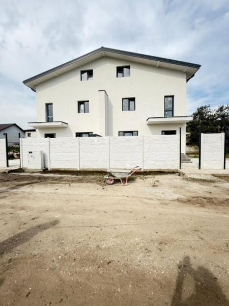 Vanzare Vila- Duplex P+1+M/Bragadiru-Crisul Repede id 58