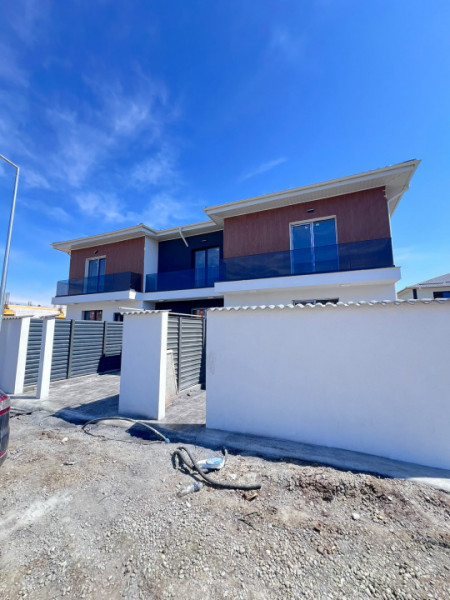 Vanzare Casa tip triplex/3 camere id nr 50