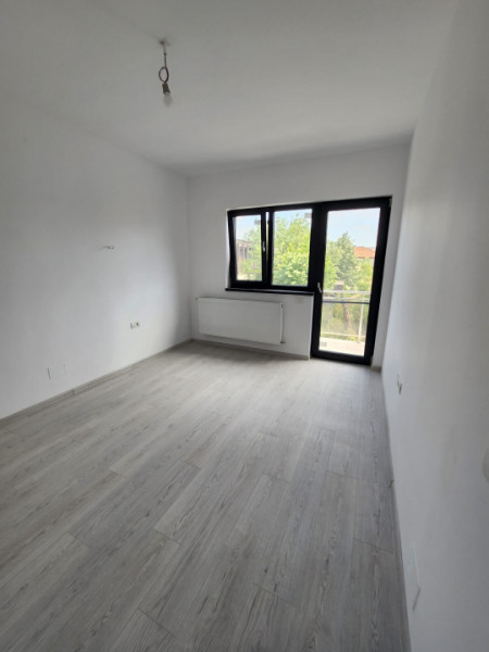 Duplex de Vanzare /Dormitor la parter -Strada Celofibrei