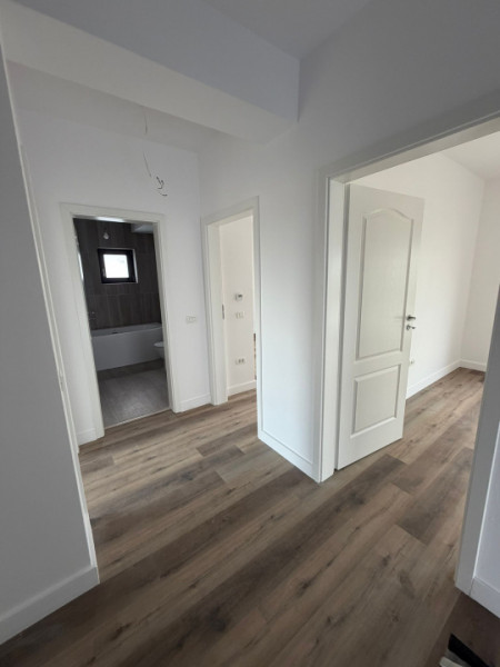Vila Individuala P+1+M/Cartier Cristalului /5 camere-4 bai