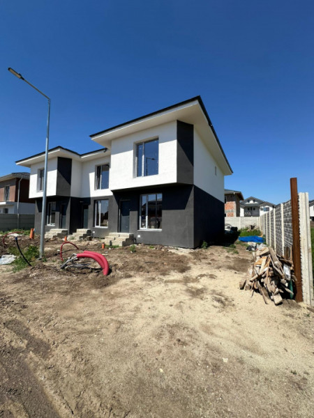 Vila Triplex/P+1+Pod/Cartierul Independentei/
