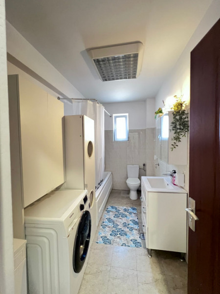 Apartament 3 camere Strada Safirului/Bragadiru