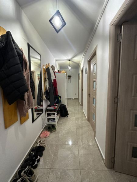 Apartament 3 camere 2 bai/Cartierul Independentei strada Gliei