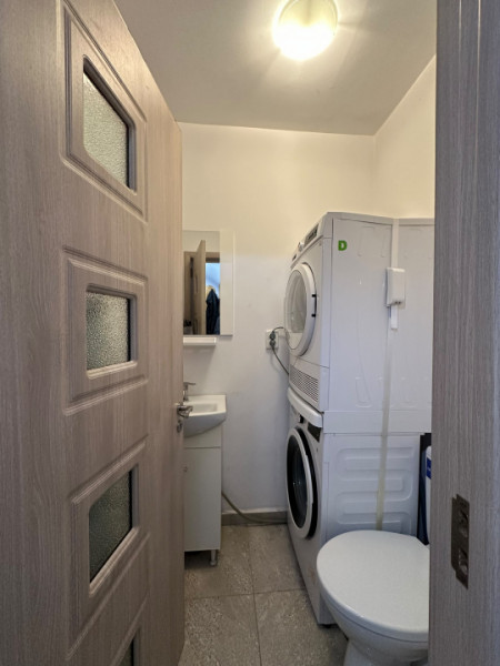 Apartament 3 camere 2 bai/Cartierul Independentei strada Gliei