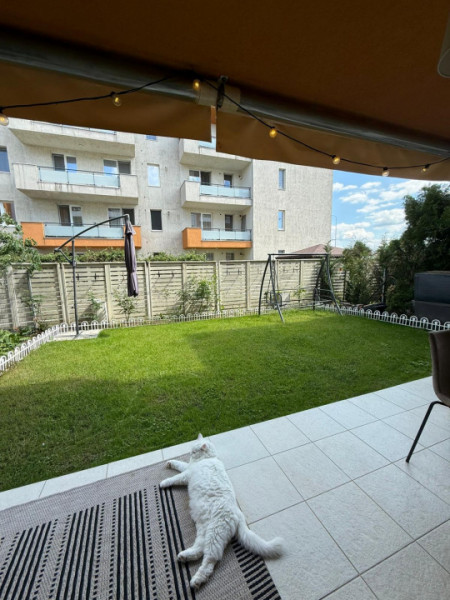 Apartament 3 camere 2 bai/Gradina proprie