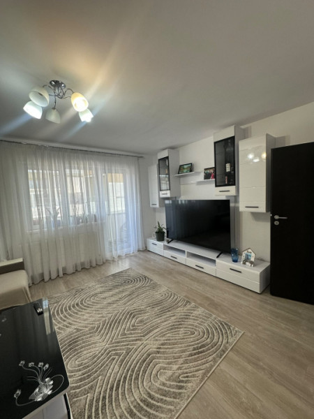 Apartament 3 camere de inchiriat/Strada Neamului