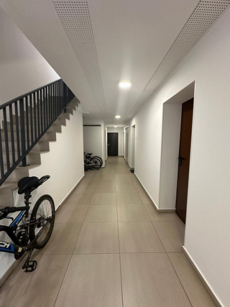 Apartament 3 camere/Bragadiru strada Crisul Repede