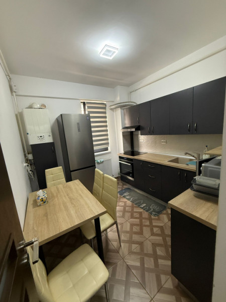 Apartament 2 camere de Inchiriat/Ghindari