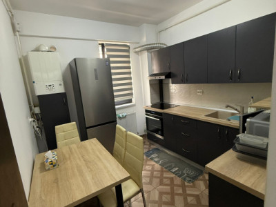 Apartament 2 camere de Inchiriat/Ghindari