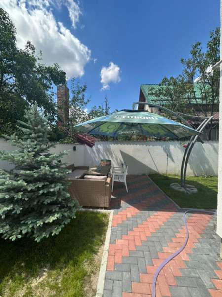 Vila Individuala/Spatiu Comercial Bragadiru -Cristalului